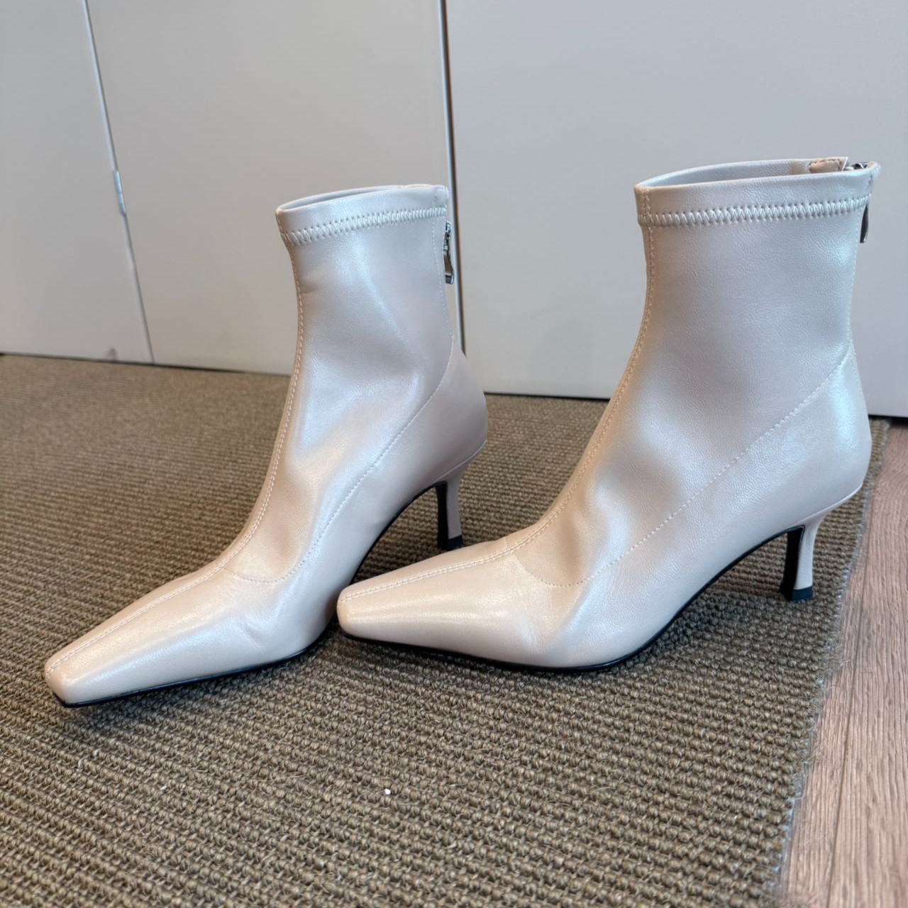 Women Shoes Jd - รองเท้าส้นสูงแบบสั้นสำหรับผู้หญิง BANFANG สูง 6.5 ซม. รุ่นใหม่ล่าสุดสำหรับฤดูใบไม้ร่วง