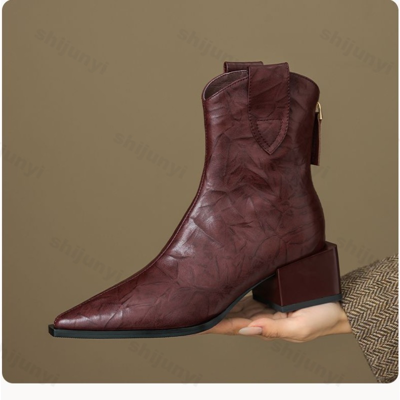 รองเท้าบูทคาวเกิร์ลสไตล์ตะวันต - Western Cowgirl Boot บทวิจารณ์และราคา