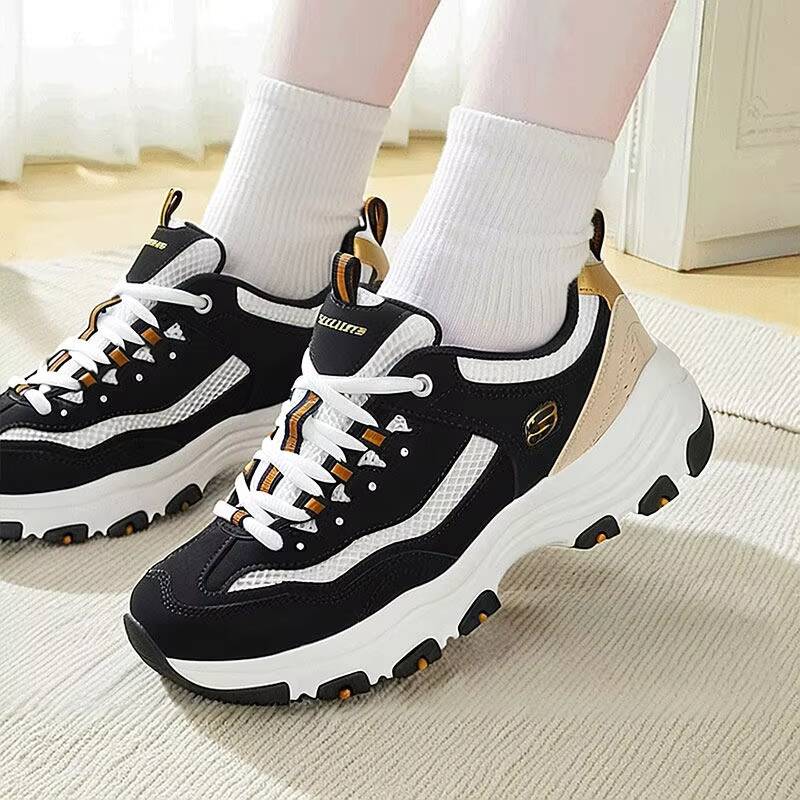 สเกชเชอร์ ดี ไลท์สรองเท้าผ้าใบ - Women Shoes Hong Kong บทวิจารณ์และราคา