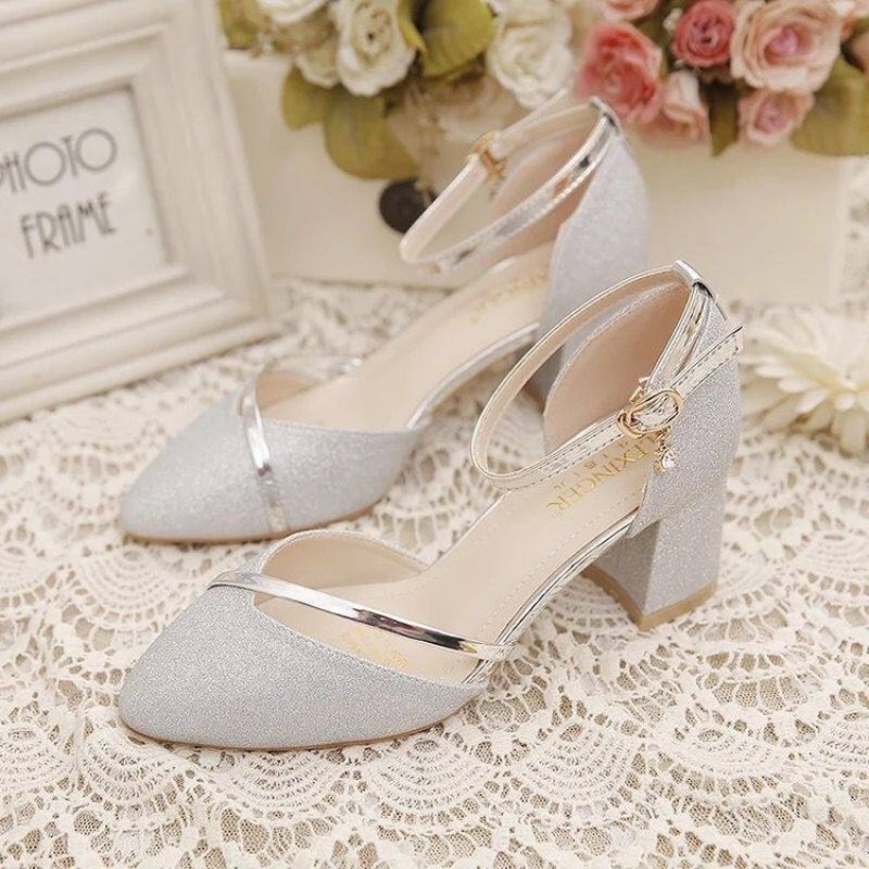 รองเท้าส้นหนาประดับกลิตเตอร์สำ - Ankle Strap Heels บทวิจารณ์และราคา