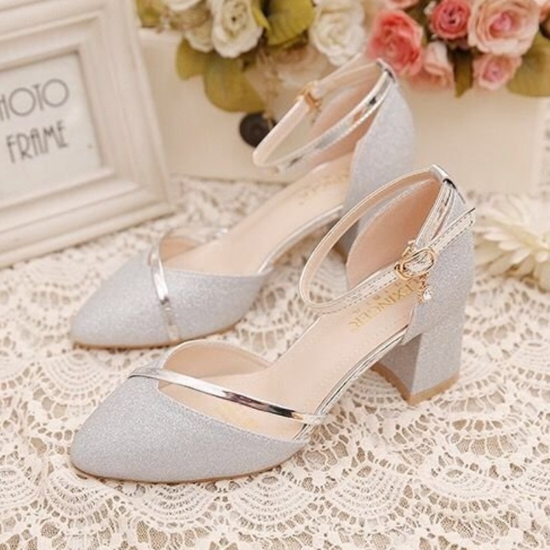 รองเท้าส้นหนาประดับกลิตเตอร์สำ - Ankle Strap Heels บทวิจารณ์และราคา