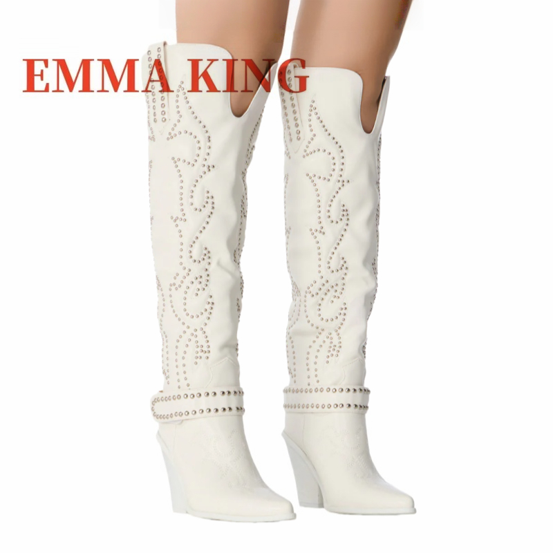 รองเท้าบูทส้นเตี้ยประดับหมุดแบ - Western Cowgirl Boot บทวิจารณ์และราคา